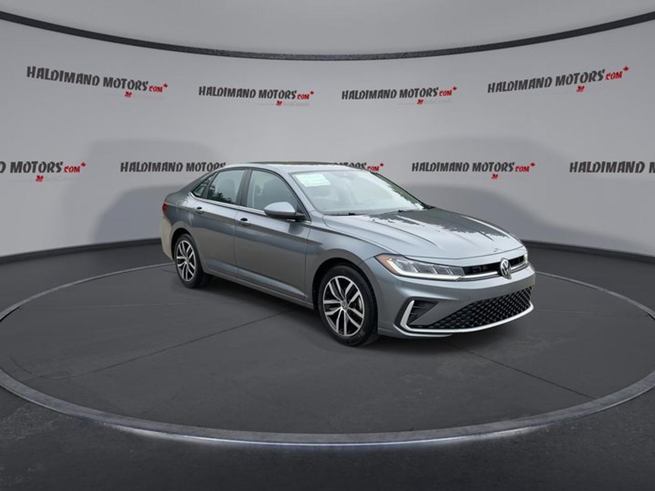 2025 Volkswagen Jetta Comfortline 2WD | No Accidents | Heated Steering Wheel Photo