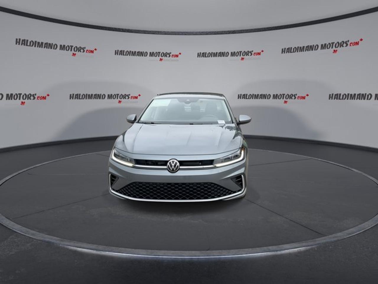 2025 Volkswagen Jetta Comfortline 2WD | No Accidents | Heated Steering Wheel Photo2