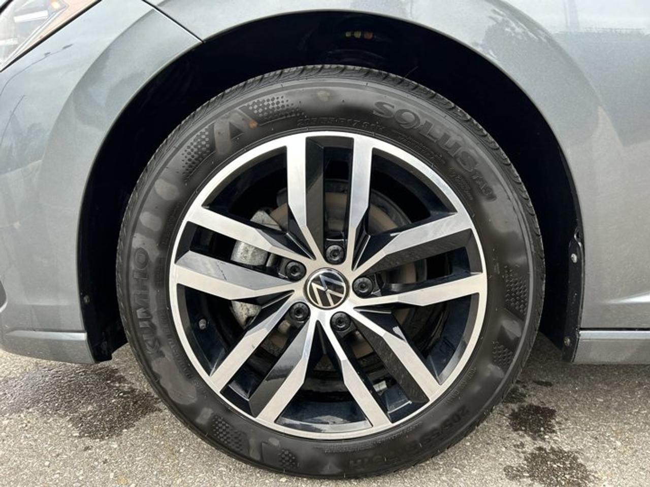 2025 Volkswagen Jetta Comfortline 2WD | No Accidents | Heated Steering Wheel Photo