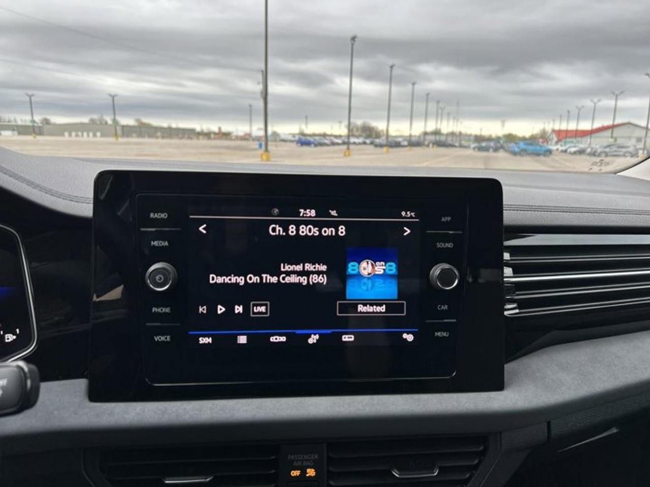 2025 Volkswagen Jetta Comfortline 2WD | No Accidents | Heated Steering Wheel Photo
