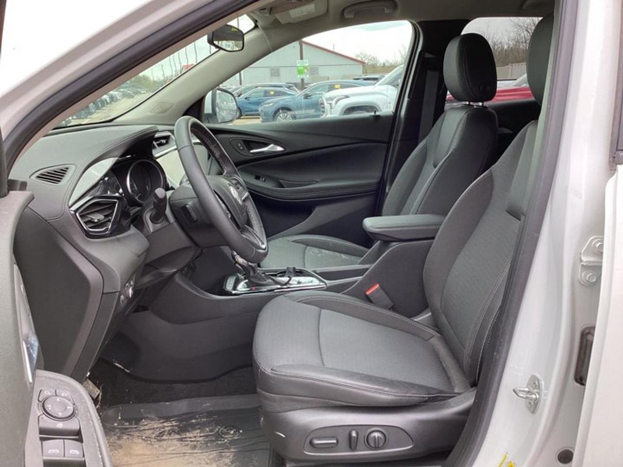 2022 Buick Encore GX Select AWD | No Accidents Photo