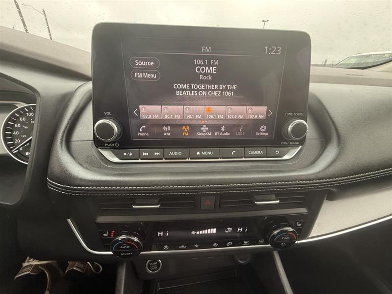 2023 Nissan Rogue SV AWD CVT (2) Photo