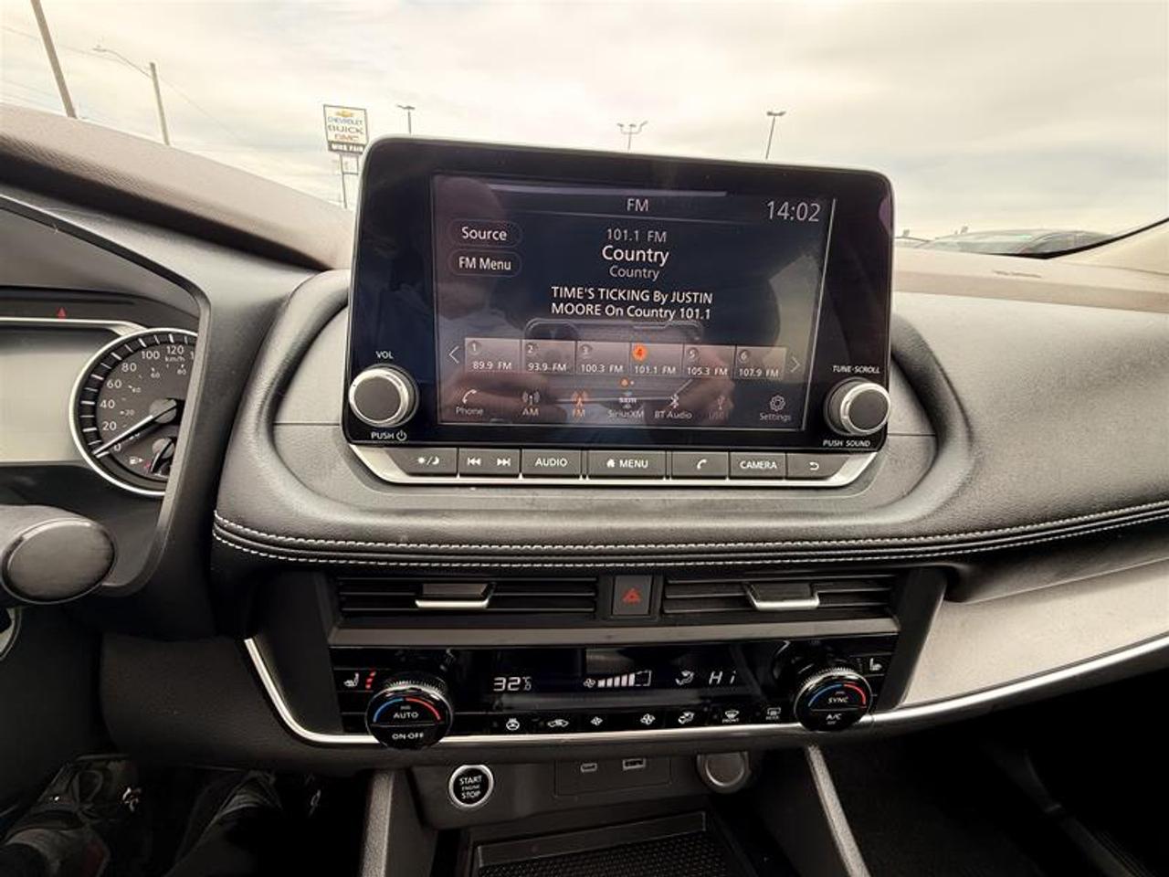 2023 Nissan Rogue SV Midnight Edition AWD CVT(2) Photo