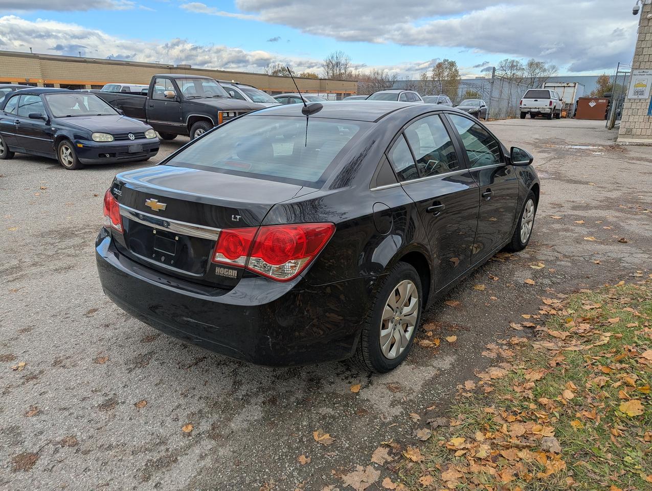 2016 Chevrolet Cruze "Clean NO ACCIDENTS" certified + FREE 6M warranty. Photo