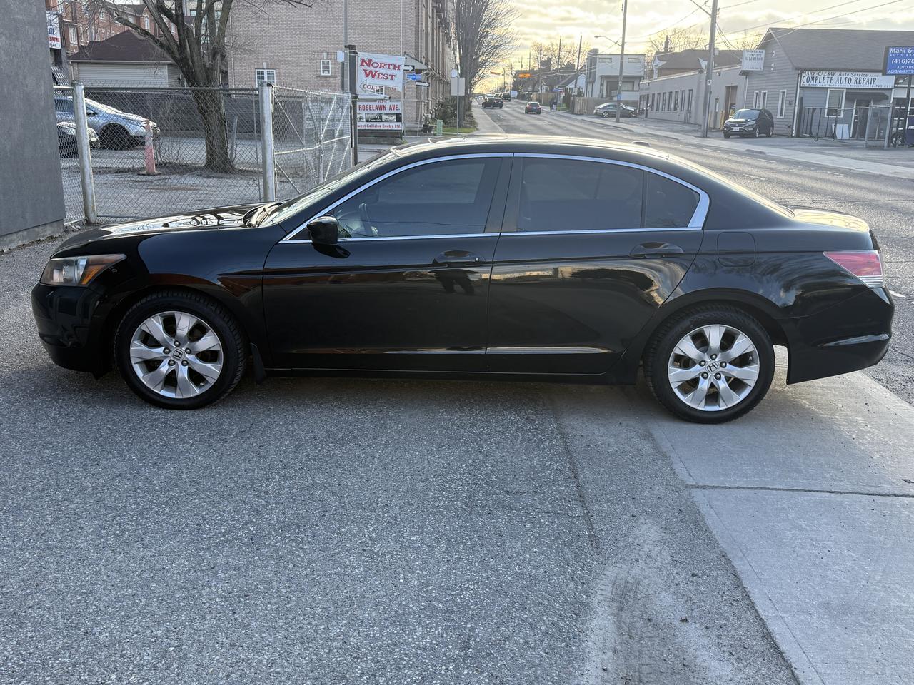 2009 Honda Accord EX-L Photo