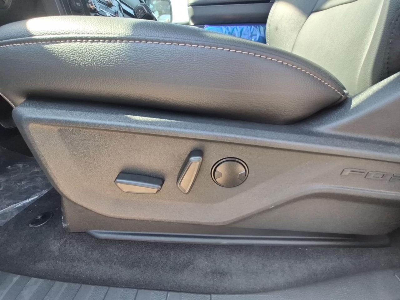 2026 Ford F-150 XLTXLT, MOONROOF, BLACK PKG, B&O SOUND, 360 CAM Photo