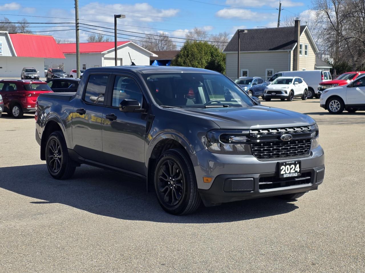 2024 Ford Maverick XLT Photo2