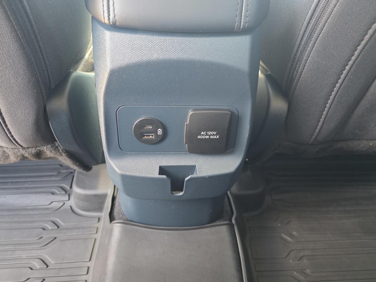 2024 Ford Maverick XLT Photo