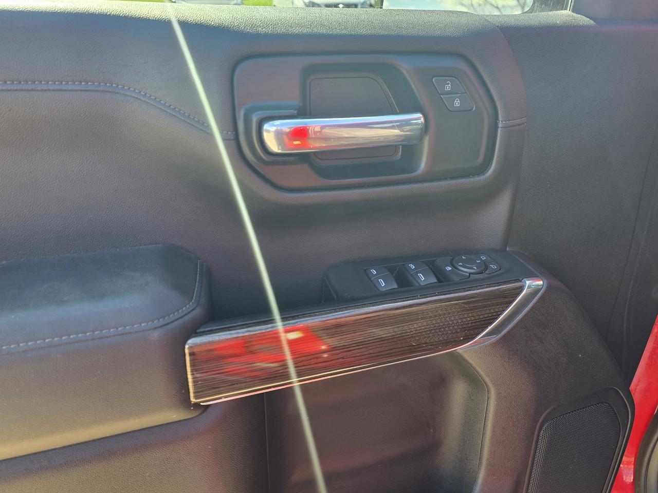 2022 Chevrolet Silverado 1500 LT Crew Cab 4WD Short Box Photo