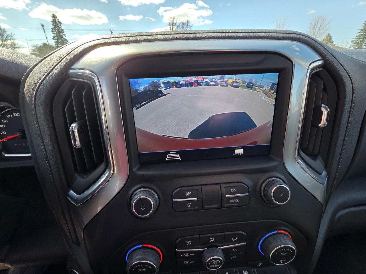 2022 Chevrolet Silverado 1500 LT Crew Cab 4WD Short Box Photo