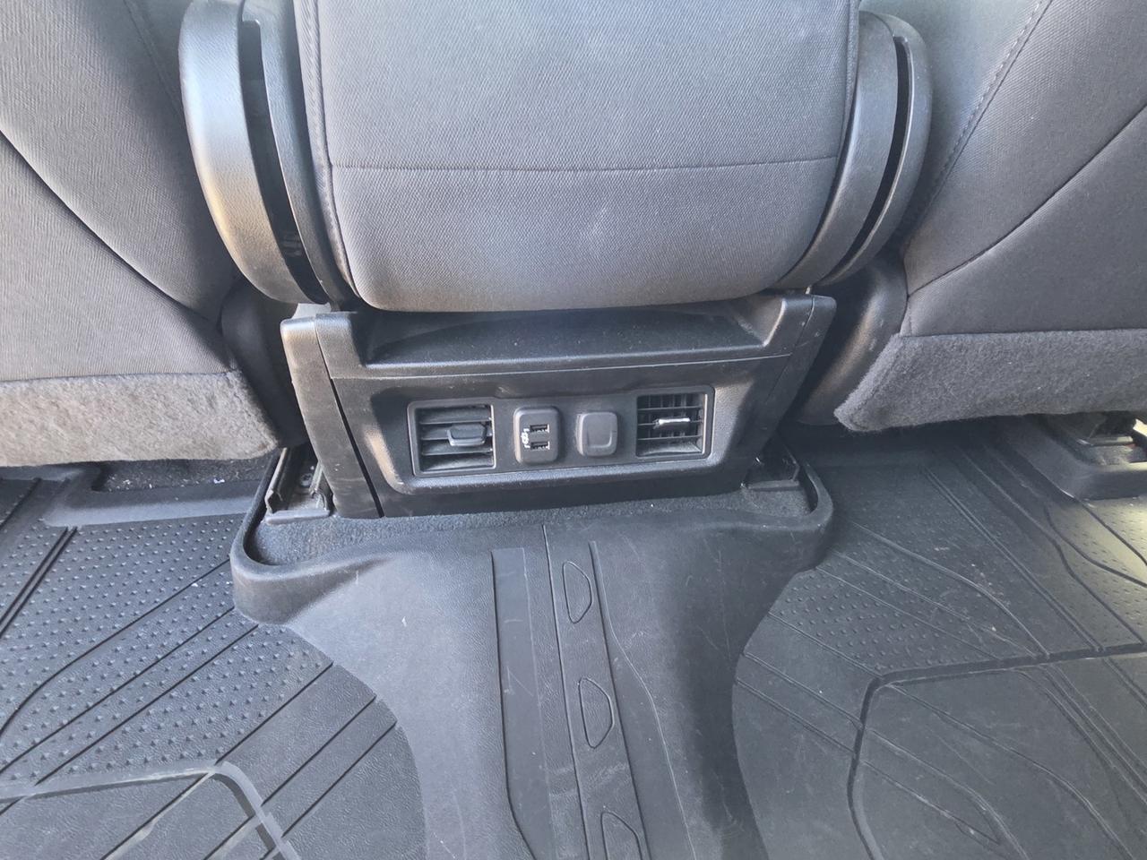 2022 Chevrolet Silverado 1500 LT Crew Cab 4WD Short Box Photo