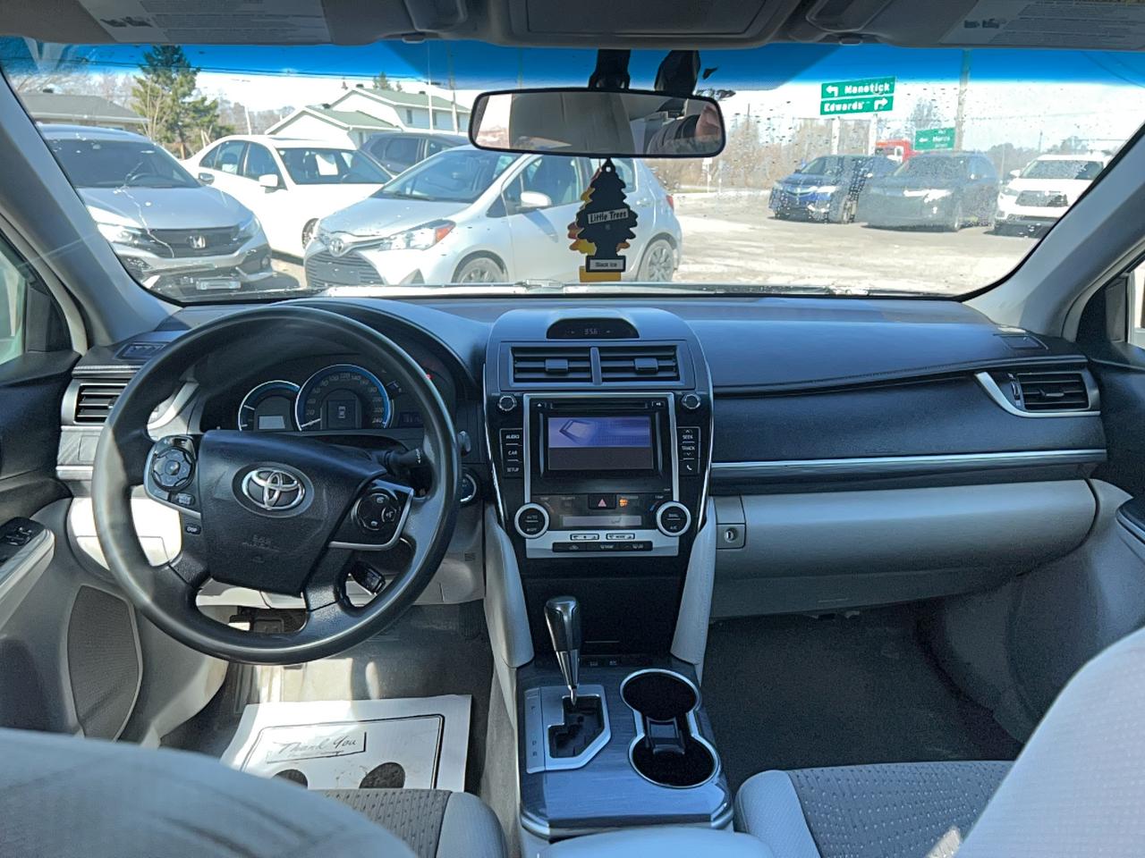 2014 Toyota Camry LE Photo