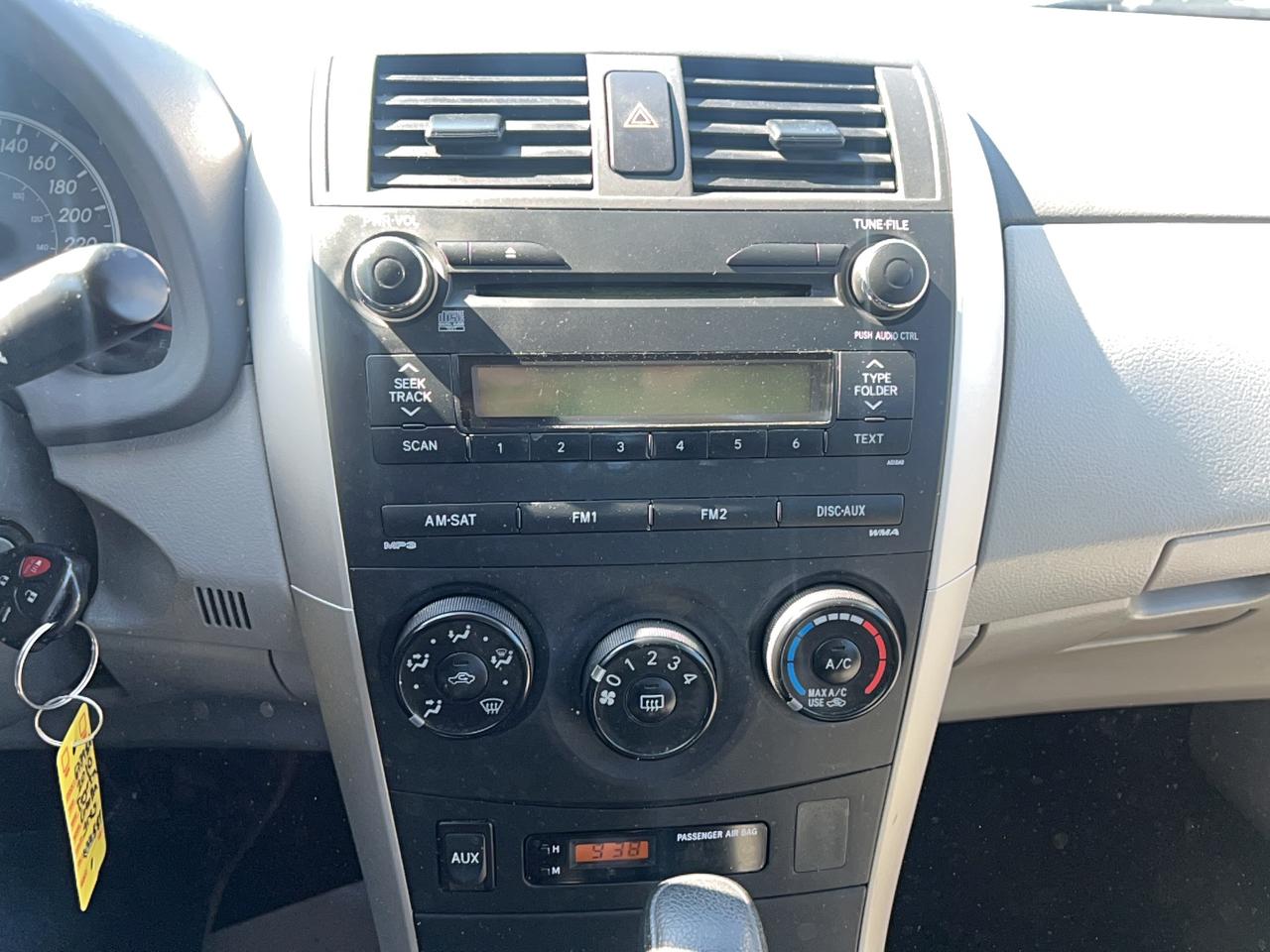 2010 Toyota Corolla CE Photo