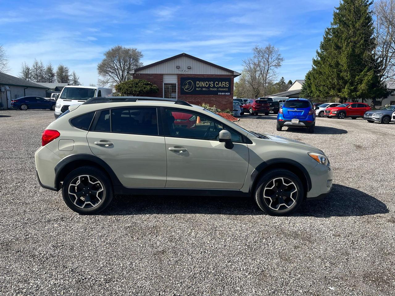 2013 Subaru XV Crosstrek 2.0i w/Touring Pkg Photo