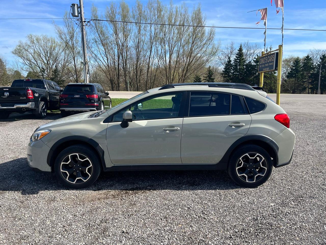 2013 Subaru XV Crosstrek 2.0i w/Touring Pkg Photo