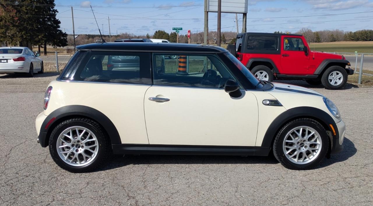 2013 MINI Cooper 2dr Baker Street Edition Photo