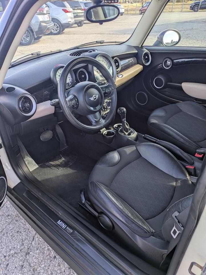 2013 MINI Cooper 2dr Baker Street Edition Photo