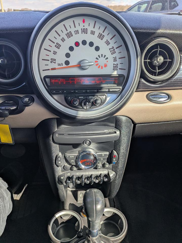 2013 MINI Cooper 2dr Baker Street Edition Photo