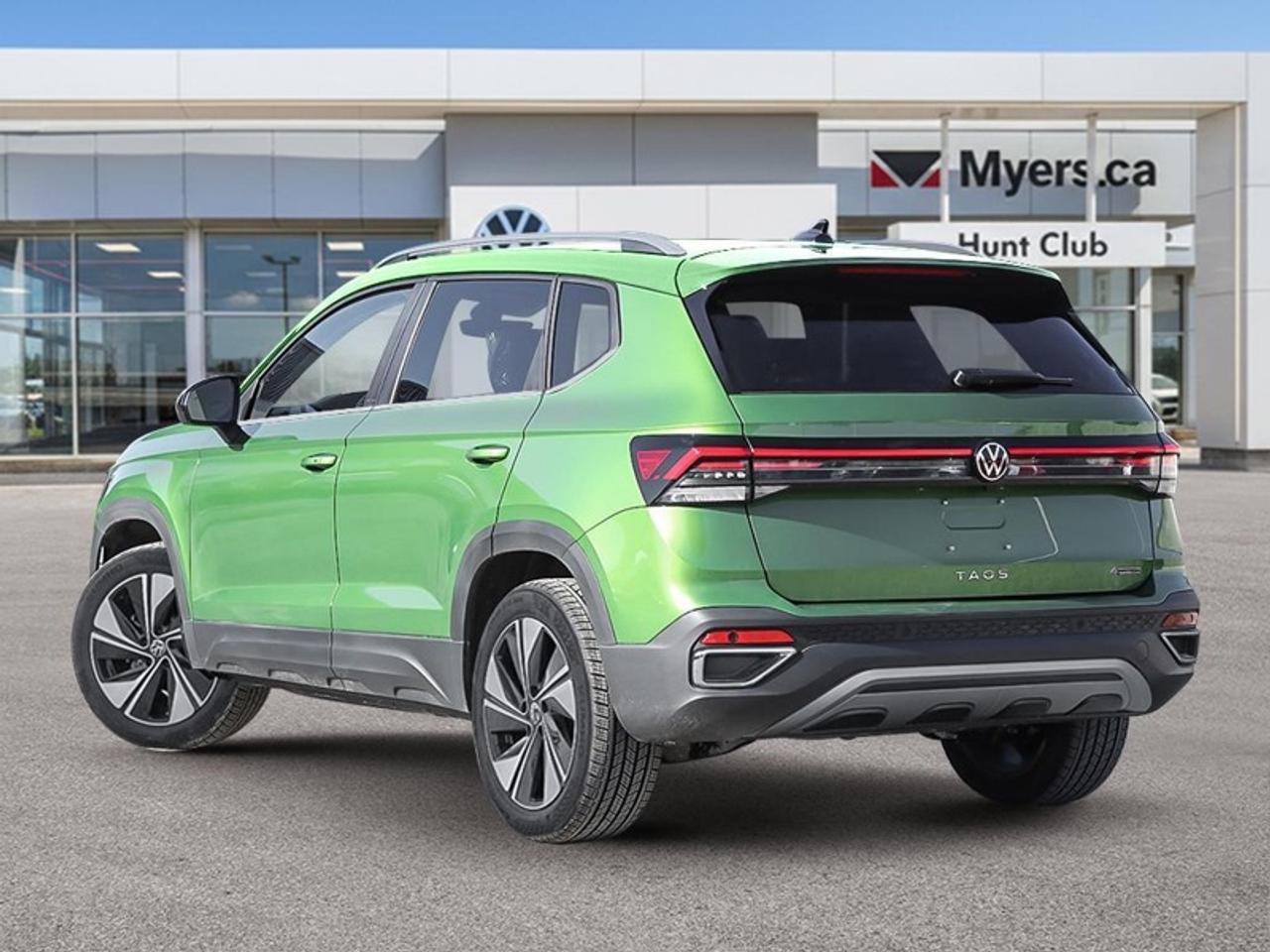 2026 Volkswagen Taos Comfortline  - Sunroof Photo3