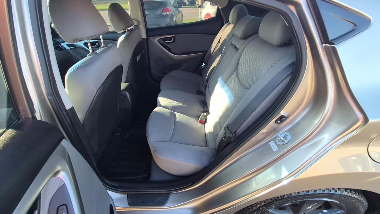 2013 Hyundai Elantra GLS, AUTO, NO ACCIDENTS, 174KMS, ALLOYS, CERT Photo