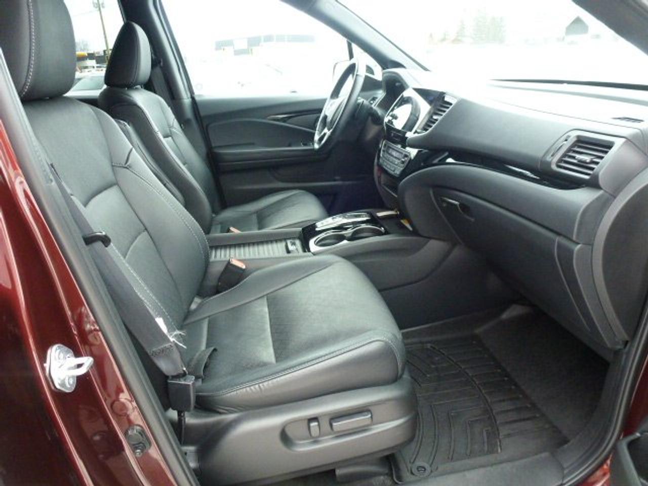 2021 Honda Passport Touring Photo