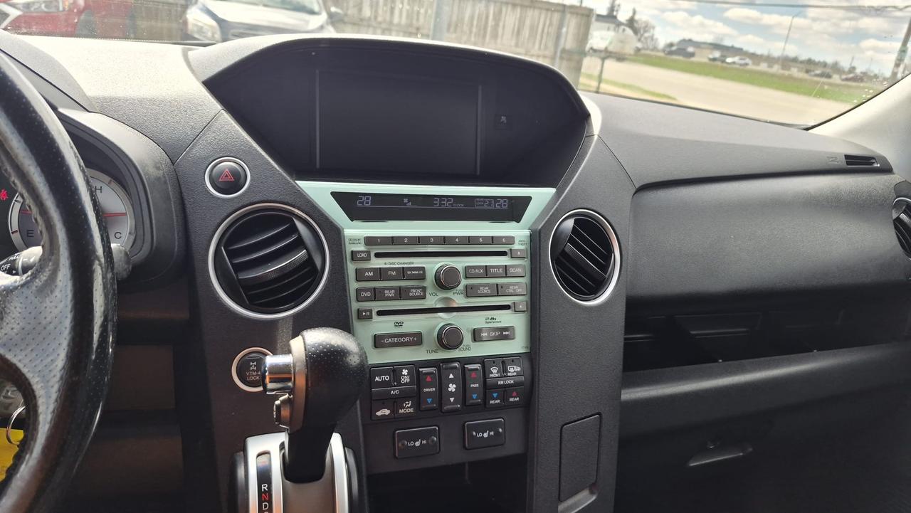 2010 Honda Pilot Touring, DRIVES GREAT, NO ACCIDENTS, AS IS Photo