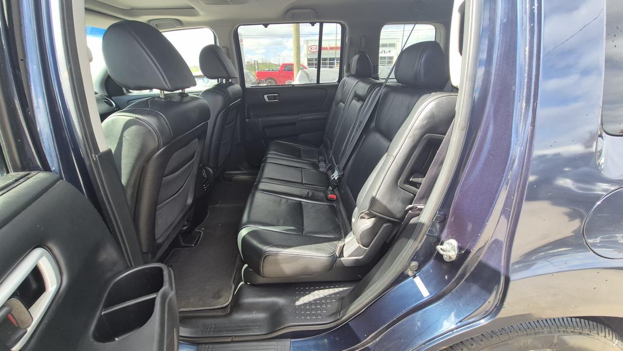 2010 Honda Pilot Touring, DRIVES GREAT, NO ACCIDENTS, AS IS Photo