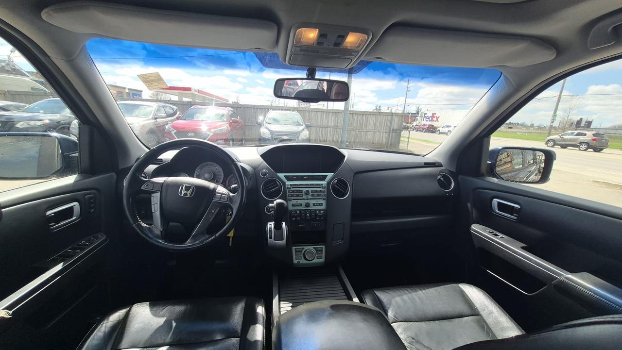 2010 Honda Pilot Touring, DRIVES GREAT, NO ACCIDENTS, AS IS Photo