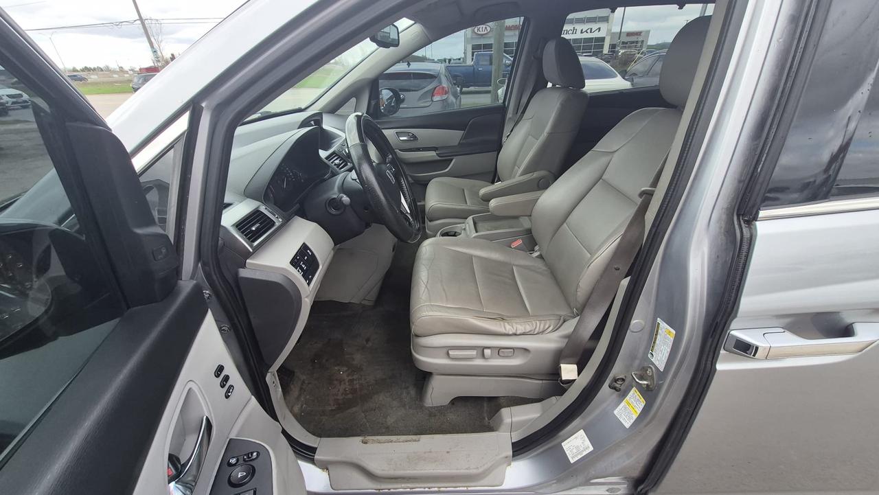 2016 Honda Odyssey Touring, WELL SERVICED, NO ACCIDENTS, AS IS Photo