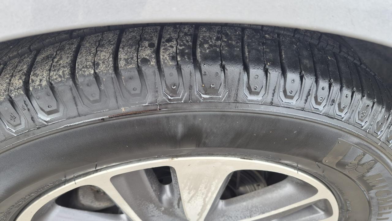 2016 Honda Odyssey Touring, WELL SERVICED, NO ACCIDENTS, AS IS Photo