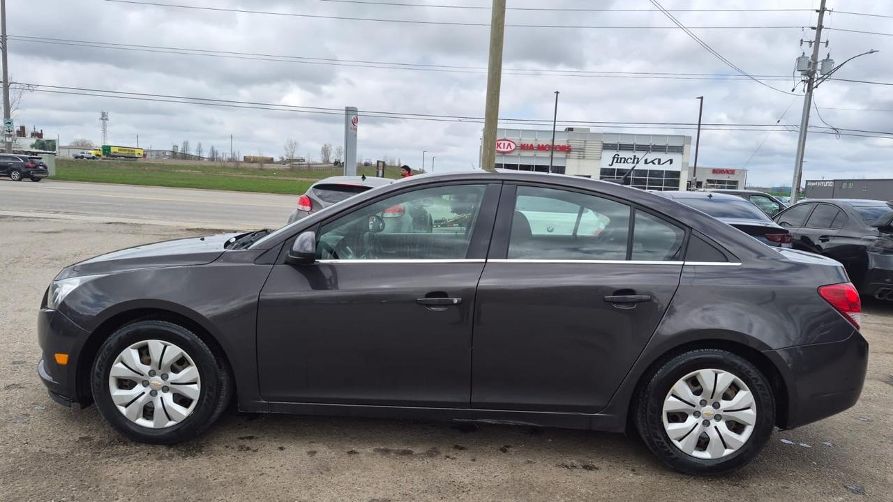 2014 Chevrolet Cruze 1LT, SEDAN, AUTO, 4 CYL, ONLY 172KMS, CERTIFIED Photo