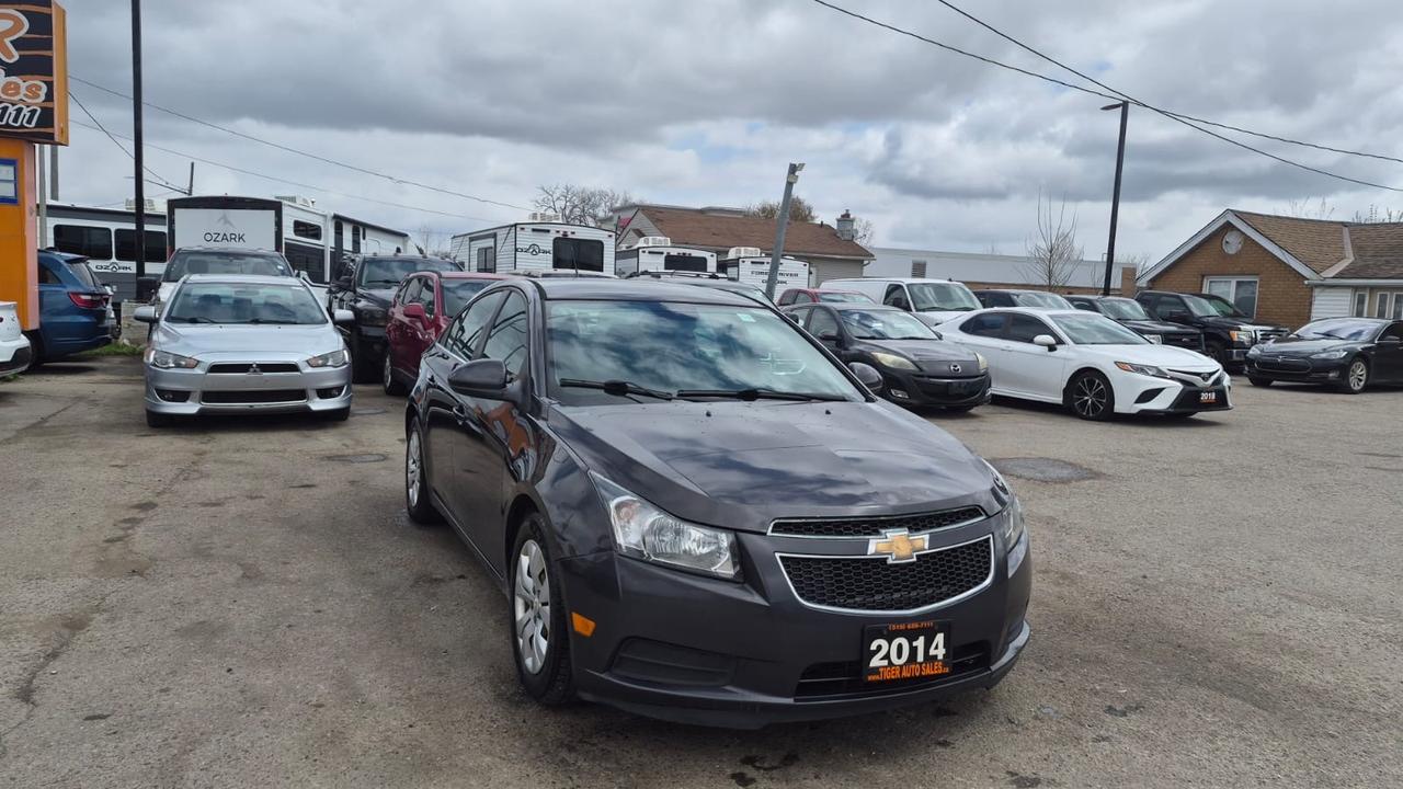 2014 Chevrolet Cruze 1LT, SEDAN, AUTO, 4 CYL, ONLY 172KMS, CERTIFIED Photo