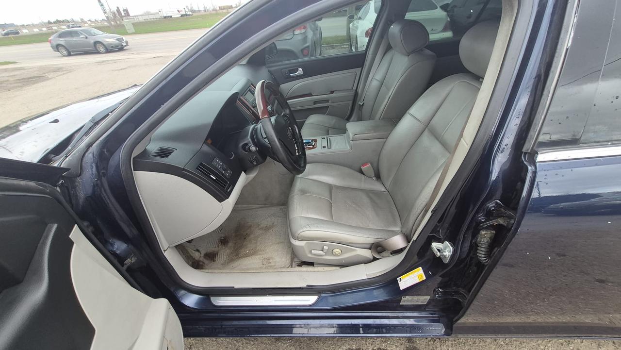 2007 Cadillac STS SEDAN, V6, GREAT SHAPE, ONLY 174KMS. CERTIFIED Photo