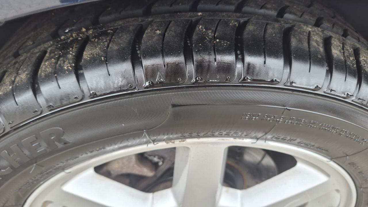 2007 Cadillac STS SEDAN, V6, GREAT SHAPE, ONLY 174KMS. CERTIFIED Photo