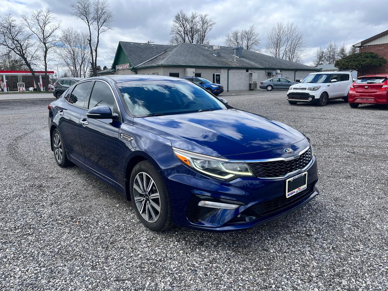 2020 Kia Optima EX Photo3