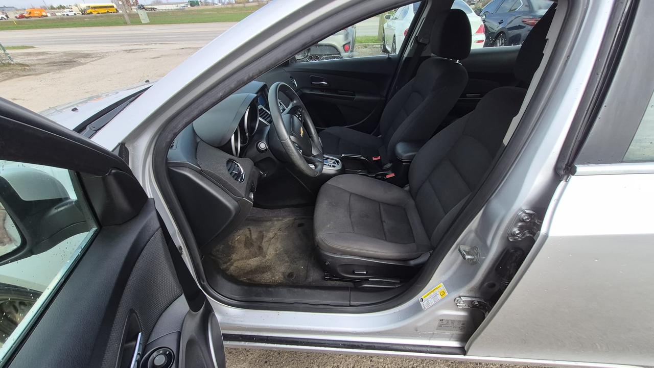 2012 Chevrolet Cruze LT TURBO, AUTO, ONLY 127KMS, SEDAN, CERTIFIED Photo