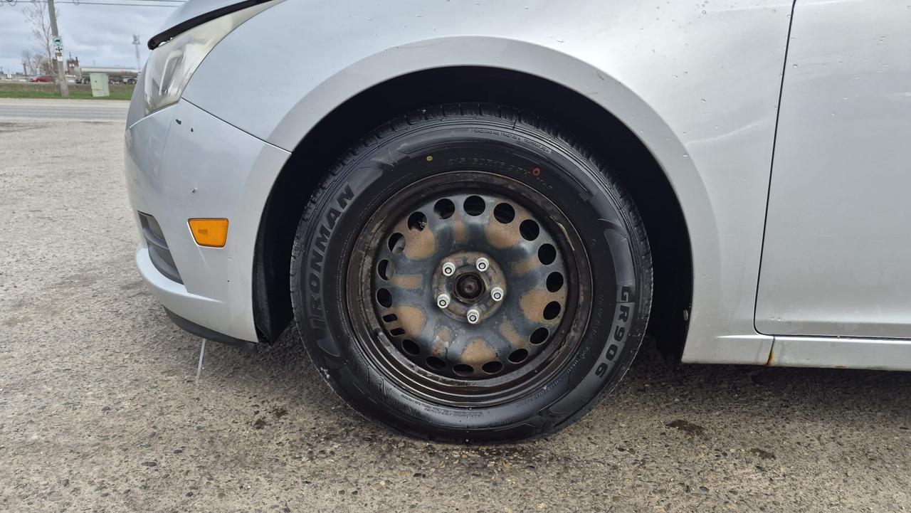 2012 Chevrolet Cruze LT TURBO, AUTO, ONLY 127KMS, SEDAN, CERTIFIED Photo