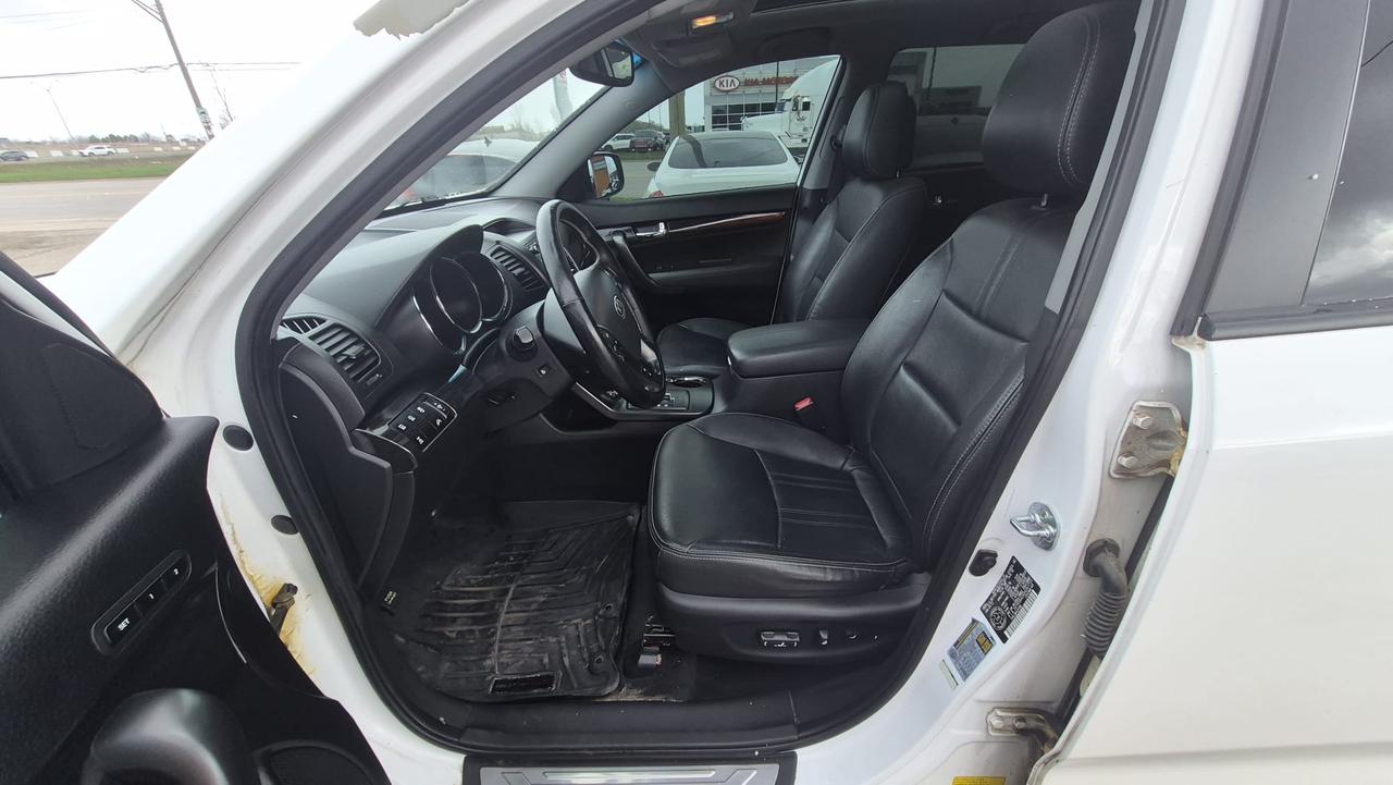 2013 Kia Sorento EX, AUTO, LEATHER, NAVI, AWD, CERTIFIED Photo