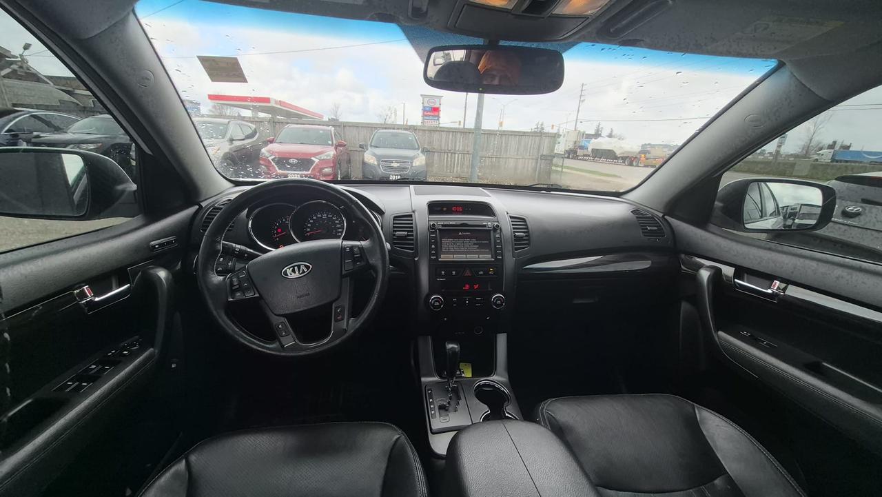 2013 Kia Sorento EX, AUTO, LEATHER, NAVI, AWD, CERTIFIED Photo