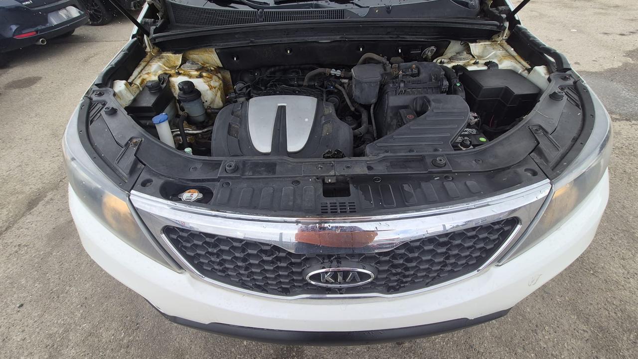 2013 Kia Sorento EX, AUTO, LEATHER, NAVI, AWD, CERTIFIED Photo