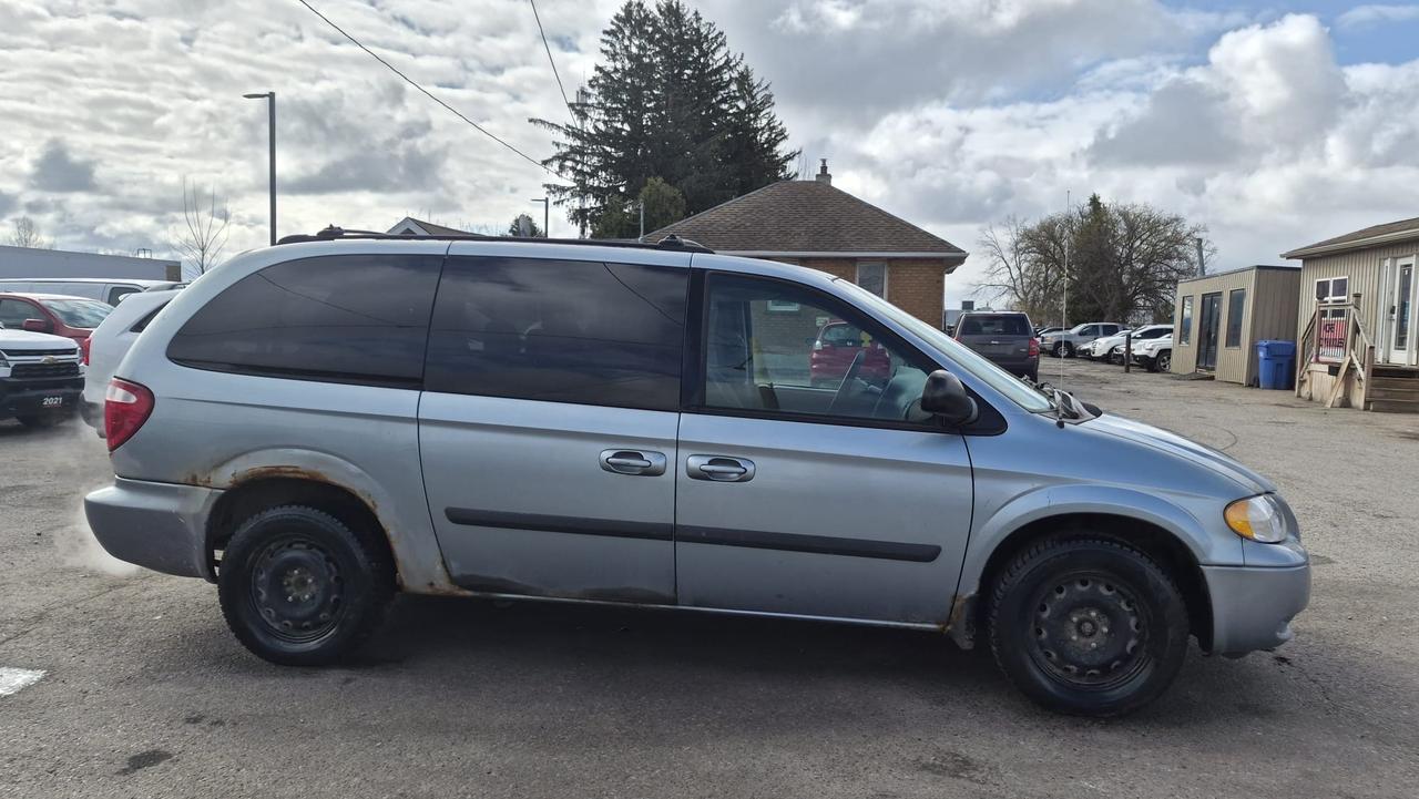 2005 Dodge Grand Caravan NO ACCIDENTS, RUNS AND DRIVES, AS IS Photo