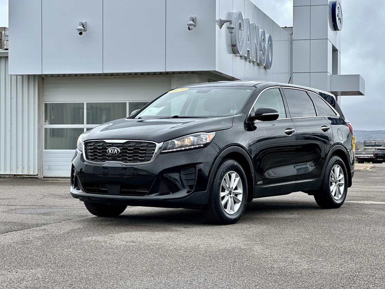 2020 Kia Sorento LX 4WD W/TWO SETS OF TIRES/RIMS Photo3