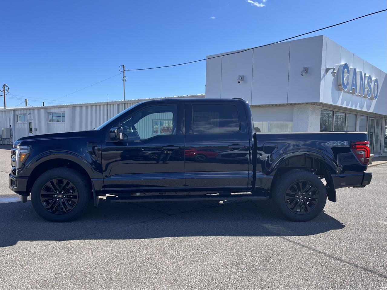 2026 Ford F-150 Lariat 4WD SuperCrew 5.5' Box Photo3
