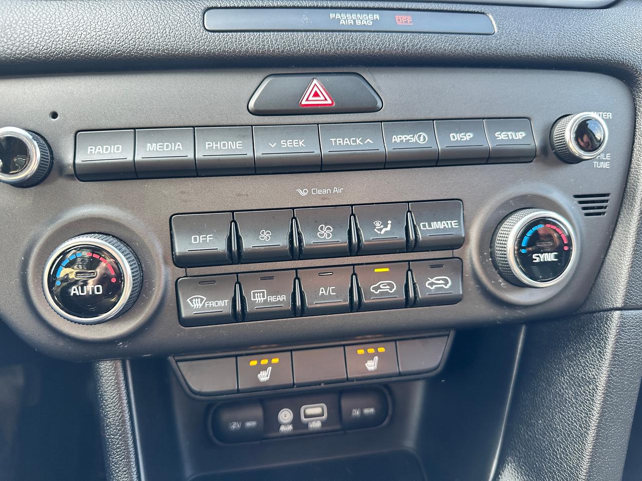 2017 Kia Sportage EX HTD-Cloth Bluetooth FM/XM BackupCam CarPlay A/C Photo