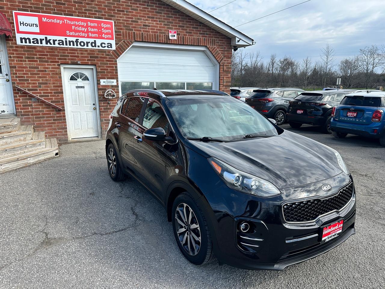 2017 Kia Sportage EX HTD-Cloth Bluetooth FM/XM BackupCam CarPlay A/C Photo