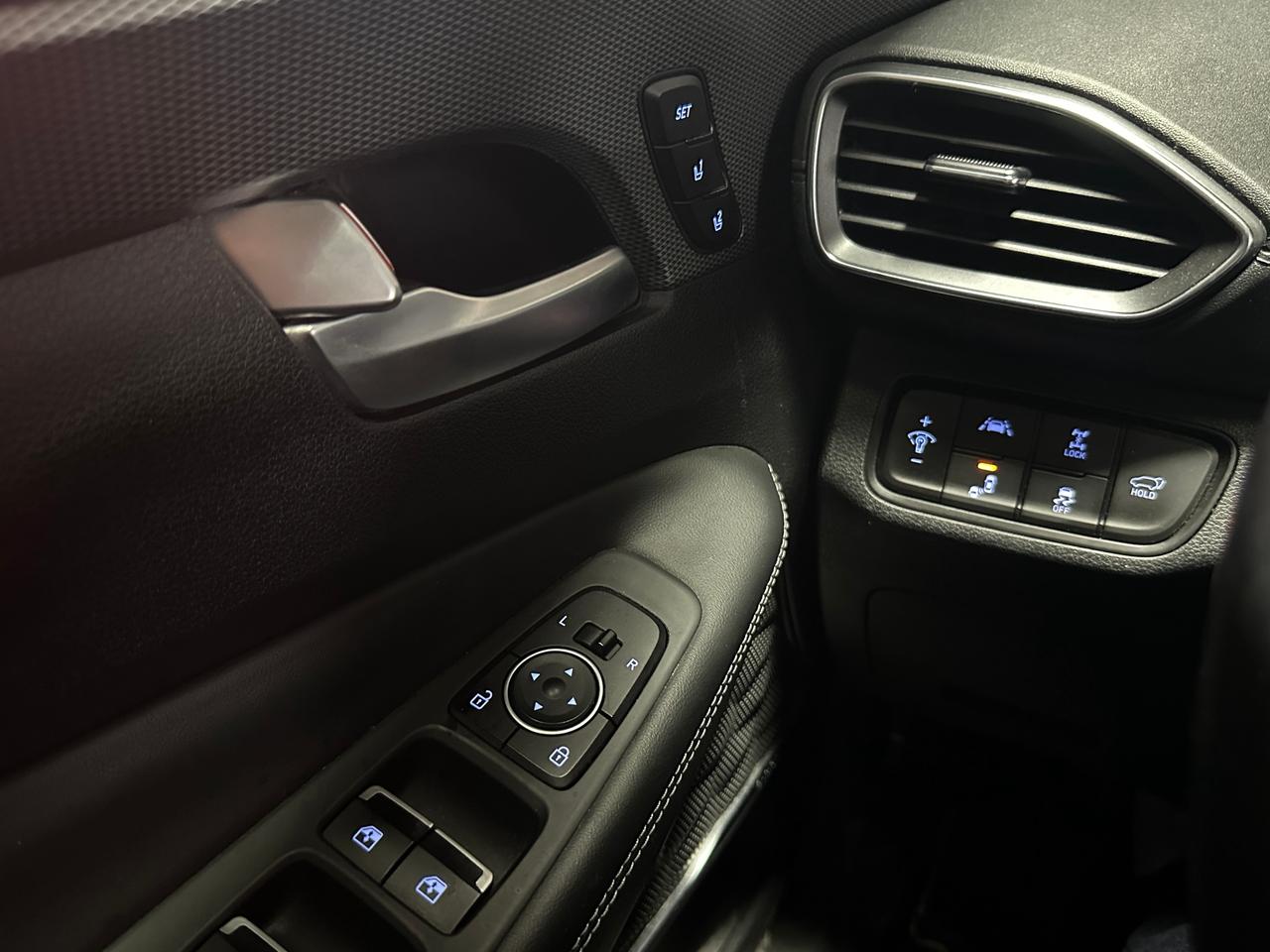 2019 Hyundai Santa Fe Ultimate |CLEAN CARFAX | LEATHER | AWD | NAVI | Photo