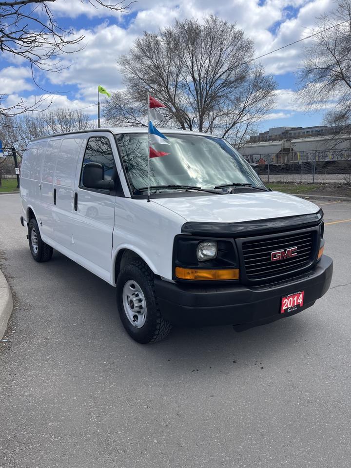 2014 GMC Savana Cargo Van REVERSE CAMERA     HEAVY DUTY Photo4