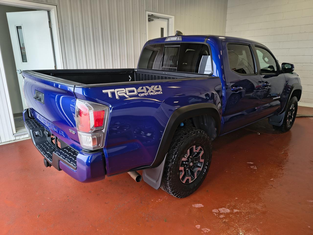 2023 Toyota Tacoma TRD Off Road Photo0