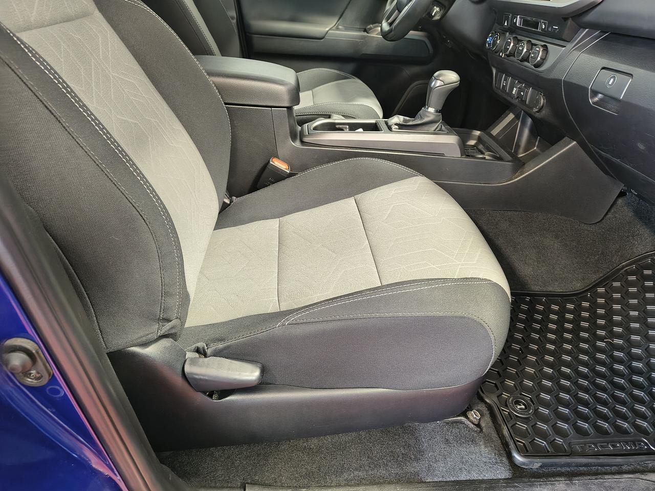 2023 Toyota Tacoma TRD Off Road Photo0