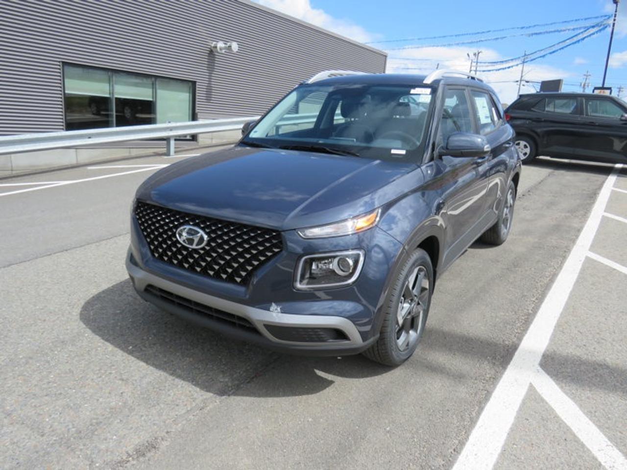 Small SUV 2WD, Ultimate IVT w/Denim Interior, 1-Speed CVT w/OD, Regular Unleaded I-4 1.6 L/98